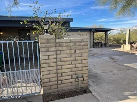 1631 W Calle Concordia, Tucson, AZ 85704