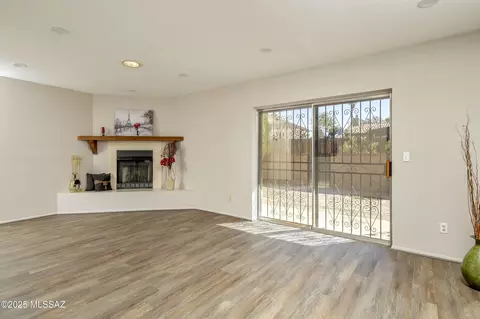 1227 S Alfie Pl, Tucson, AZ 85710