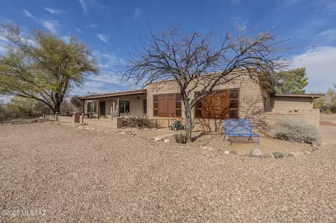 675 N Freeman Rd, Tucson, AZ 85748
