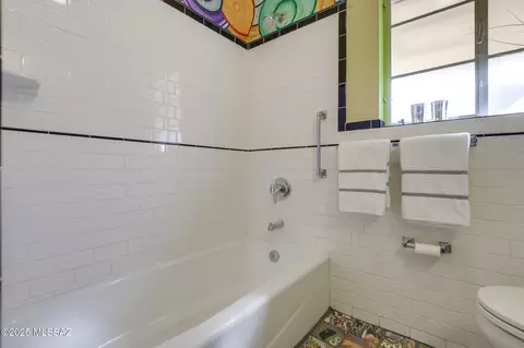 Bath - 840 E Copper St, Tucson, AZ 85719 photo 7 of 7