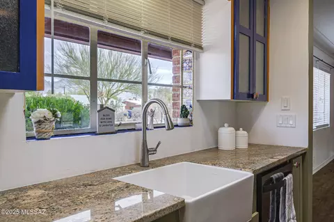 Kitchen - 840 E Copper St, Tucson, AZ 85719 photo 1 of 9