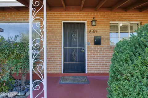 Exterior - 840 E Copper St, Tucson, AZ 85719 photo 3 of 16