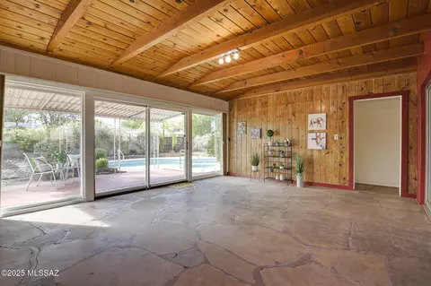 Exterior - 840 E Copper St, Tucson, AZ 85719 photo 5 of 16