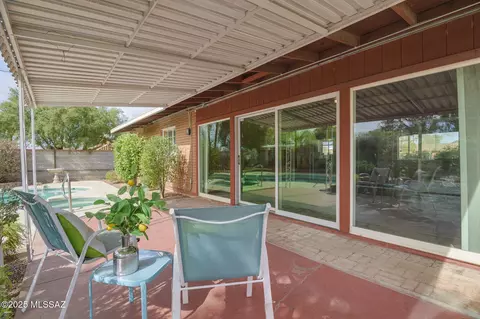 Exterior - 840 E Copper St, Tucson, AZ 85719 photo 6 of 16