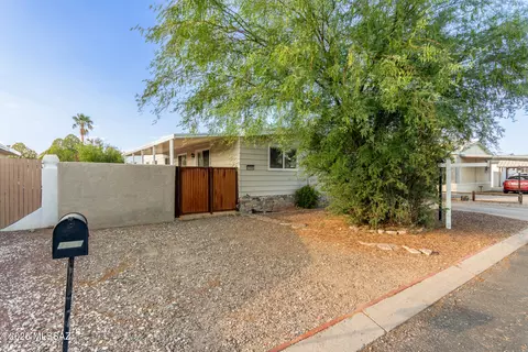 3588 W Grape Dr, Tucson, AZ 85741