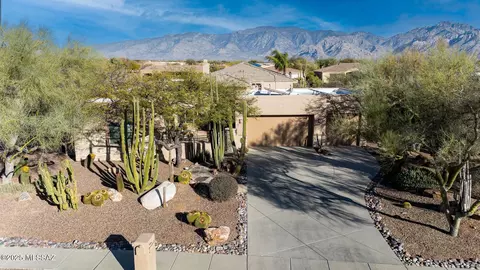 13866 Bowcreek Springs Pl, Oro Valley, AZ 85755