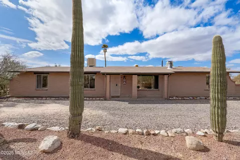 725 W Paseo Norteno, Tucson, AZ 85704