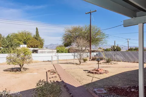 Exterior - 7329 E Sylvane Dr, Tucson, AZ 85710 photo 3 of 5