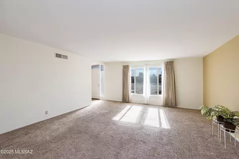 Living - 7329 E Sylvane Dr, Tucson, AZ 85710 photo 1 of 4