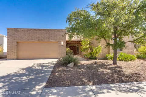 341 S Via De Los Rosales, Tucson, AZ 85711