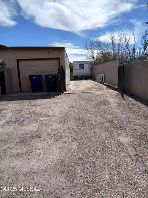 2276 S Devon Loop, Tucson, AZ 85713 photo 16
