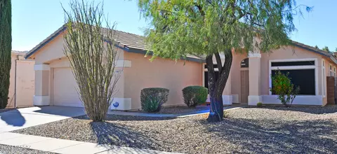 11061 N Eagle Crest Dr, Oro Valley, AZ 85737
