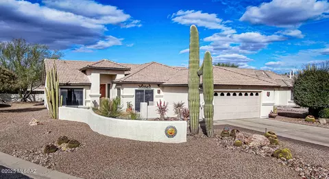 2369 E Bonita Canyon Dr, Green Valley, AZ 85614