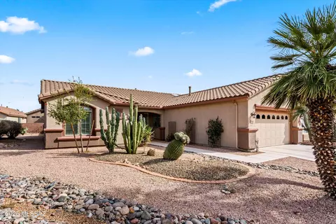 9418 N Dancing Gecko Pl, Tucson, AZ 85743