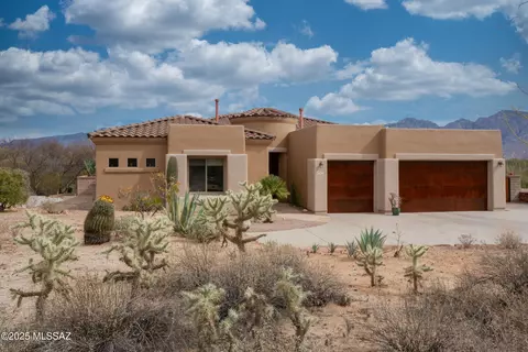 1120 W Green Pebble Dr, Oro Valley, AZ 85755