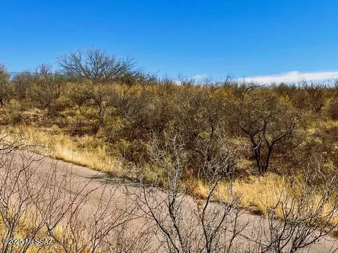 207 Calle Arikara, Rio Rico, AZ 85648