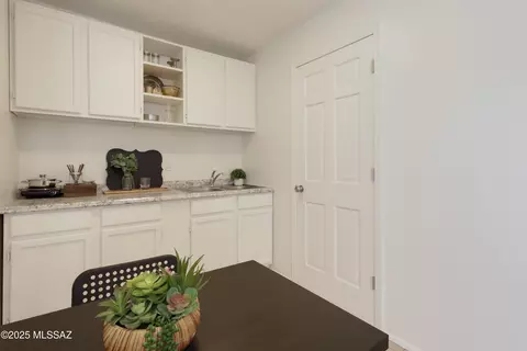 6141 E Sylvane St, Tucson, AZ 85711 photo 46