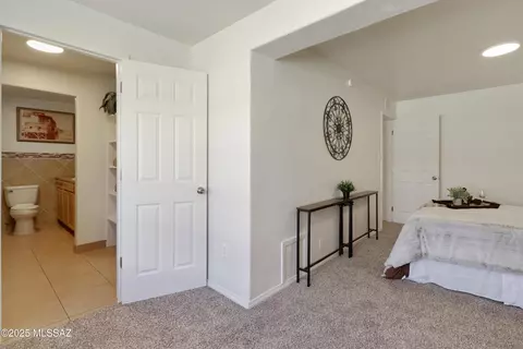 6141 E Sylvane St, Tucson, AZ 85711 photo 18