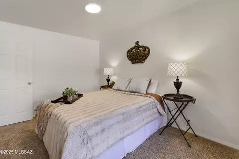 6141 E Sylvane St, Tucson, AZ 85711 photo 17