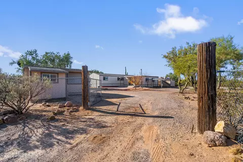 11231 W Picture Rocks Rd, Tucson, AZ 85743