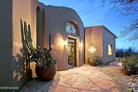 2651 W Sunkist Rd, Tucson, AZ 85755