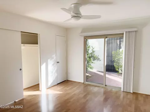 Bedroom - 7133 E Chorro Cir, Tucson, AZ 85715 photo 4 of 5