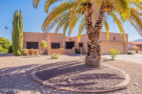 1770 W Placita Del Gatito, Green Valley, AZ 85622