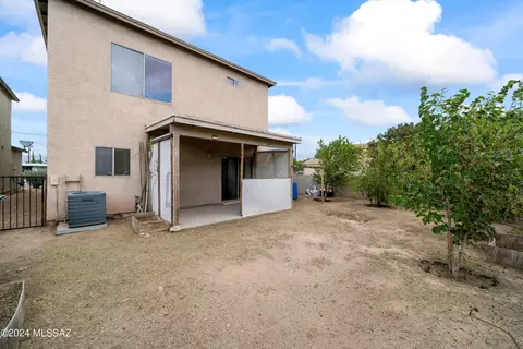 Exterior - 3598 E Felix Blvd, Tucson, AZ 85706 photo 3 of 5