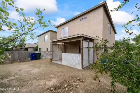 Exterior - 3598 E Felix Blvd, Tucson, AZ 85706 photo 4 of 5