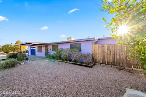 3829 E Dover Stra, Tucson, AZ 85706