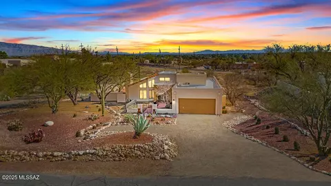 6842 E Brownstone Pl, Tucson, AZ 85750