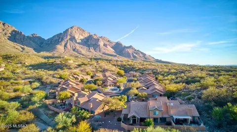 1363 E Stoney Canyon Cir, Tucson, AZ 85737
