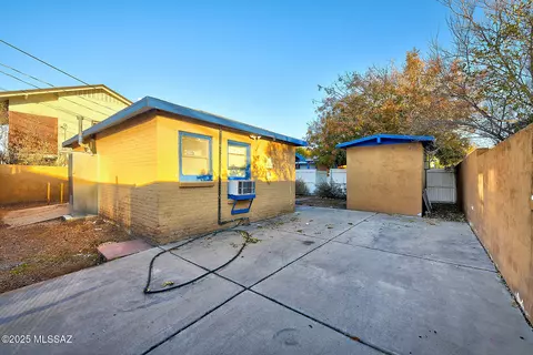 Exterior - 2116 E 6th St, Tucson, AZ 85719 photo 7 of 11