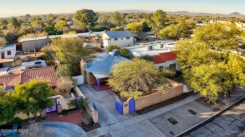 View/Area - 2116 E 6th St, Tucson, AZ 85719 photo 4 of 5