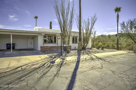 57 S Calcite Dr, Tucson, AZ 85745