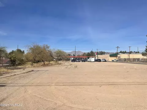 N Beverly Avenue, Tucson, AZ 85711
