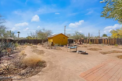 Exterior - 4818 E 2nd St, Tucson, AZ 85711 photo 9 of 12