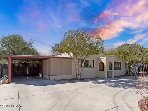4818 E 2nd St, Tucson, AZ 85711