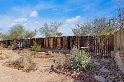 Exterior - 4818 E 2nd St, Tucson, AZ 85711 photo 11 of 12