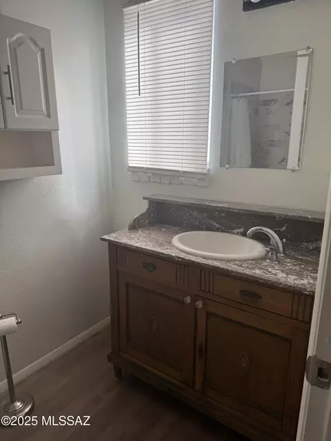Bath - 1117 E Irene St, Pearce, AZ 85625 photo 2 of 6