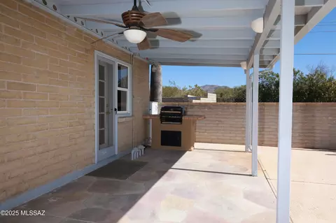 Exterior - 11080 E Buckeye Pl, Tucson, AZ 85749 photo 7 of 8