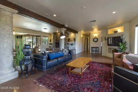 Living - 1952 E Lind Rd, Tucson, AZ 85719 photo 4 of 4