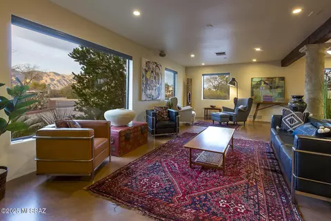 Living - 1952 E Lind Rd, Tucson, AZ 85719 photo 1 of 4