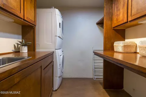 Other - 1952 E Lind Rd, Tucson, AZ 85719 photo 10 of 12