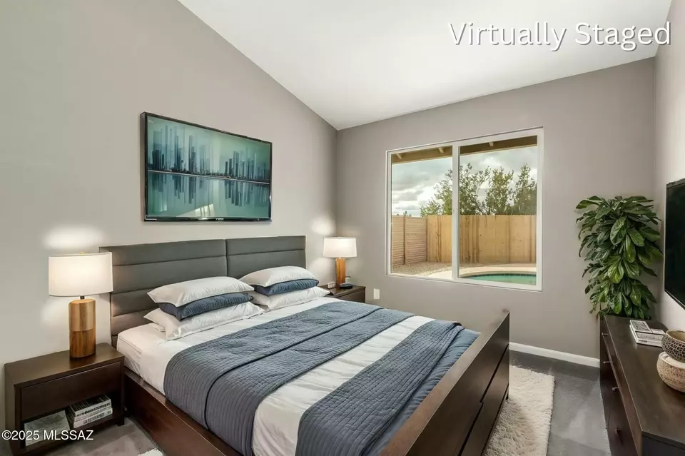 Bedroom - 8661 N Star Grass Dr, Tucson, AZ 85742 photo 4 of 5