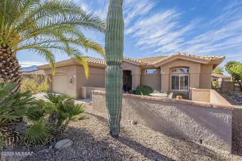 14741 N Silver Hawk Dr, Oro Valley, AZ 85755