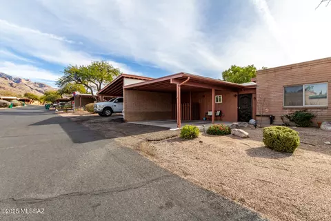 88 E Cholla Shadows Dr, Oro Valley, AZ 85704