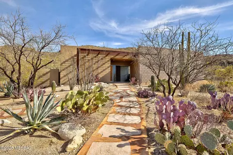 4643 N Milagrosa Pl, Tucson, AZ 85749