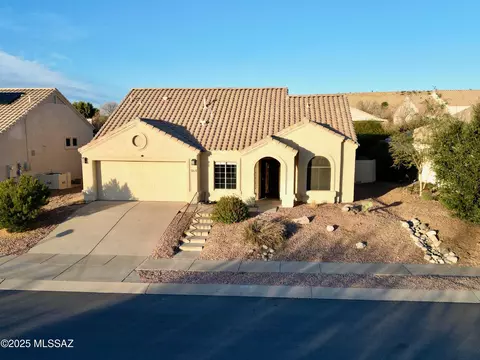 1871 N Rio Yaqui, Green Valley, AZ 85614