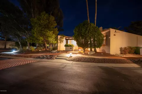 7131 E River Canyon Pl, Tucson, AZ 85750